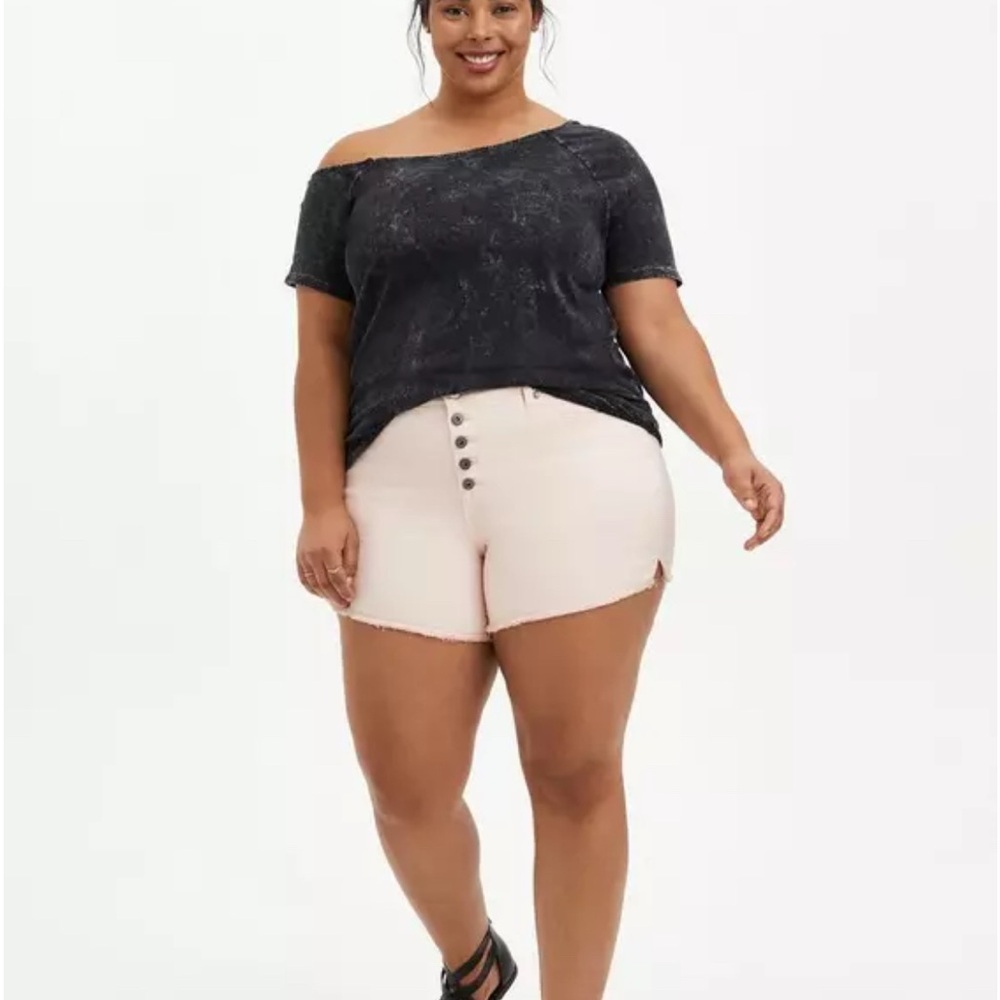 Torrid 5 Inch Vintage Stretch High-Rise Short
